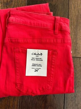 Charlie B Women’s Straight Leg Cropped Pants in Bright Red- size 6